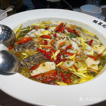 「太二酸菜鱼(摩天活力城店)」好火哦 虽然已经开一段