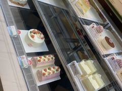 -85度C(生甜甜圈研究工坊·上海平凉店)