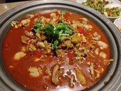 -鸿通城购物中心