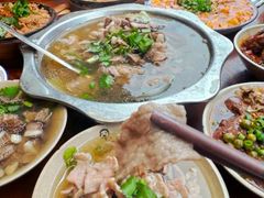 -谢老五跷脚牛肉·非遗传承店