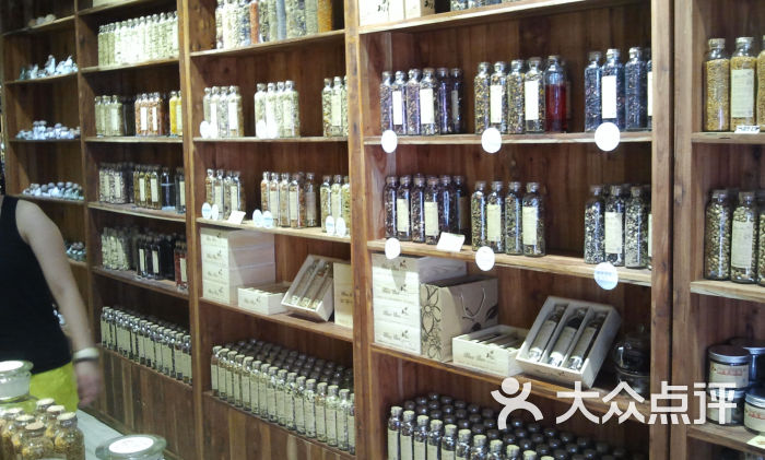 蓝蜜蜂花茶店内环境图片 - 第1张