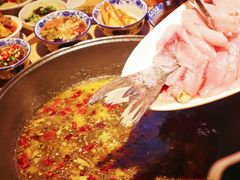 -吃城都·鱼蛙火锅(西玉龙街店)