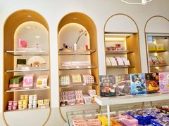 零售区-好利来(七宝领展广场店)