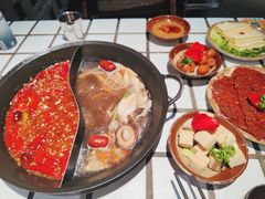 -贰回巷火锅馆(钟楼店)