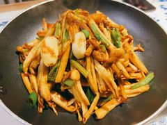 香锅双味道菇-小菜园新徽菜(江阴万达店)