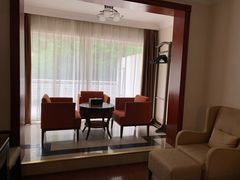 -上海银珠苑度假村-地面停车场