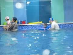 -Swim斯卫姆国际儿童游泳中心(红博中央公园店)