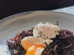-ROAST coffee & eatery