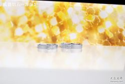 -威德钻石-克拉钻大本营(南京东路店)