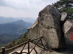 -罗田薄刀峰风景区