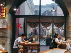 -湘下佬·老长沙吃货铺(酃湖万达店)
