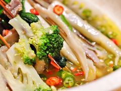 藤椒味钵钵鸡-嘉州叶婆婆钵钵鸡(建设路店)