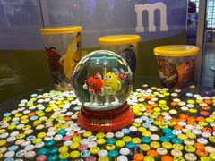 -m豆巧克力世界(上海世茂广场店)