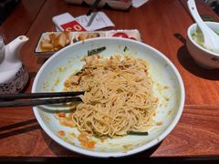 -裕兴记•蟹黄面馆(人民广场店)