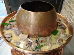 -龙巢盱眙龙虾·牛蛙·烧烤宵夜(八卦岭店)