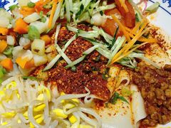 招牌油泼扯面-陕味食族油泼面(工商大学店)
