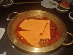 -潮火锅·麻辣牛肉火锅(观音桥方圆·LIVE店)