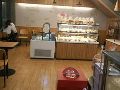 -米熊蛋糕店(天虹商场西丽店)