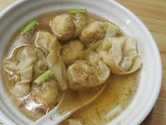 -小梁哥云吞面(黄贝岭店)