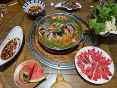 -亮欢寨酸汤鱼(沙冲路店)