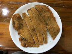 炸猪排-潘国仙耳光馄饨(黄家阙路店)