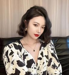 -丝语萱形象