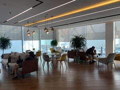 -宁波宝信宝马4S店(江北日湖店)