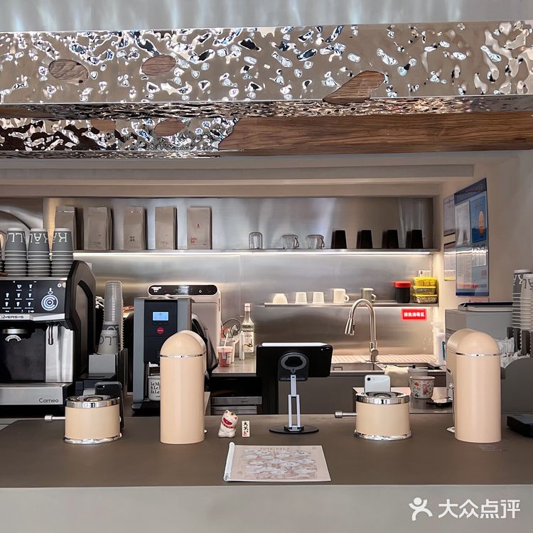 上海探店｜巨鹿路宝藏咖啡店☕️真的很哇塞！