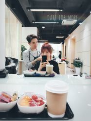 -CARR SALON