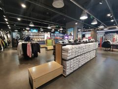 -绿地风尚天地广场