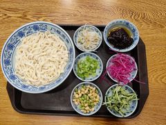 炸酱面-门框胡同百年卤煮(新街口店)