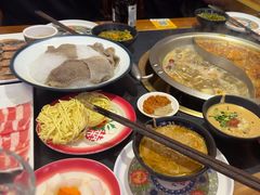 -沸炉重庆老火锅(军事博物馆店)