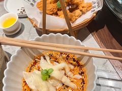 -渔语鱼新川菜Bistro(万象天地店)