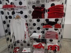 -川久保玲(大阪店)