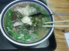 -云阿蛮云南生烫牛肉米线(奉贤路店)