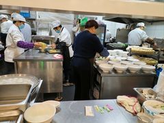 -老西白点心店