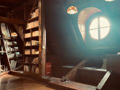 -良友书坊(安徽路店)