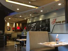卡座-必胜客(沈辽路万达店)
