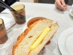 菠萝油-香港新发烧腊茶餐厅(书城店)