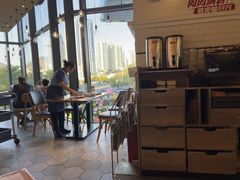 -必胜客(柳州万象城店)