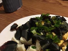 -清真吴记门钉肉饼·喜多利