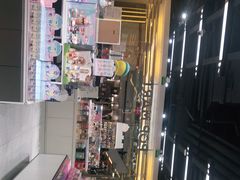 -泡泡玛特POPMART(上海环球港店)