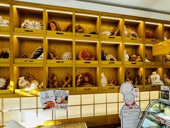面包甜点陈列柜-西村叔叔的店·面包·甜品·蛋糕(牡丹园店)
