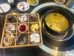 -野菌皇海景野生菌火锅(滨海大道店)