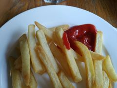 -Geneva日内瓦餐厅(西郊宝成花苑店)