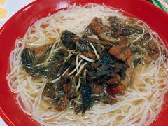 雪菜肉絲米粉-胜利茶餐室