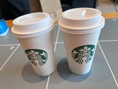 -星巴克臻选(盐城金鹰聚龙湖店)