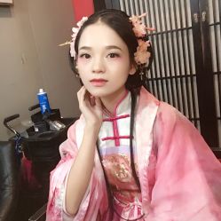 点击看大图 -盘子女人坊古装写真摄影(深圳店)