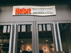 门面-The Habit Burger Grill 哈比特汉堡(复兴soho店)