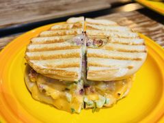 -Catch Bagel(芳草地店)